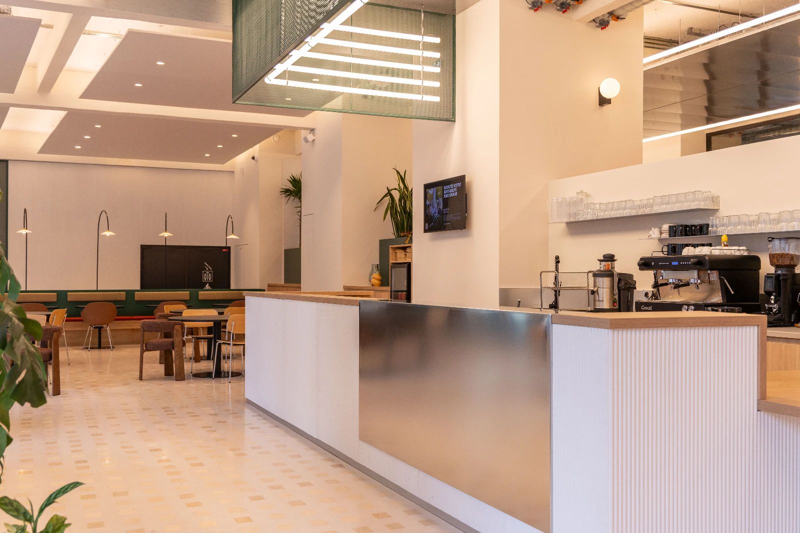 Coworking · 400 postes · rue Dieu, Paris 10e — photo 6/6