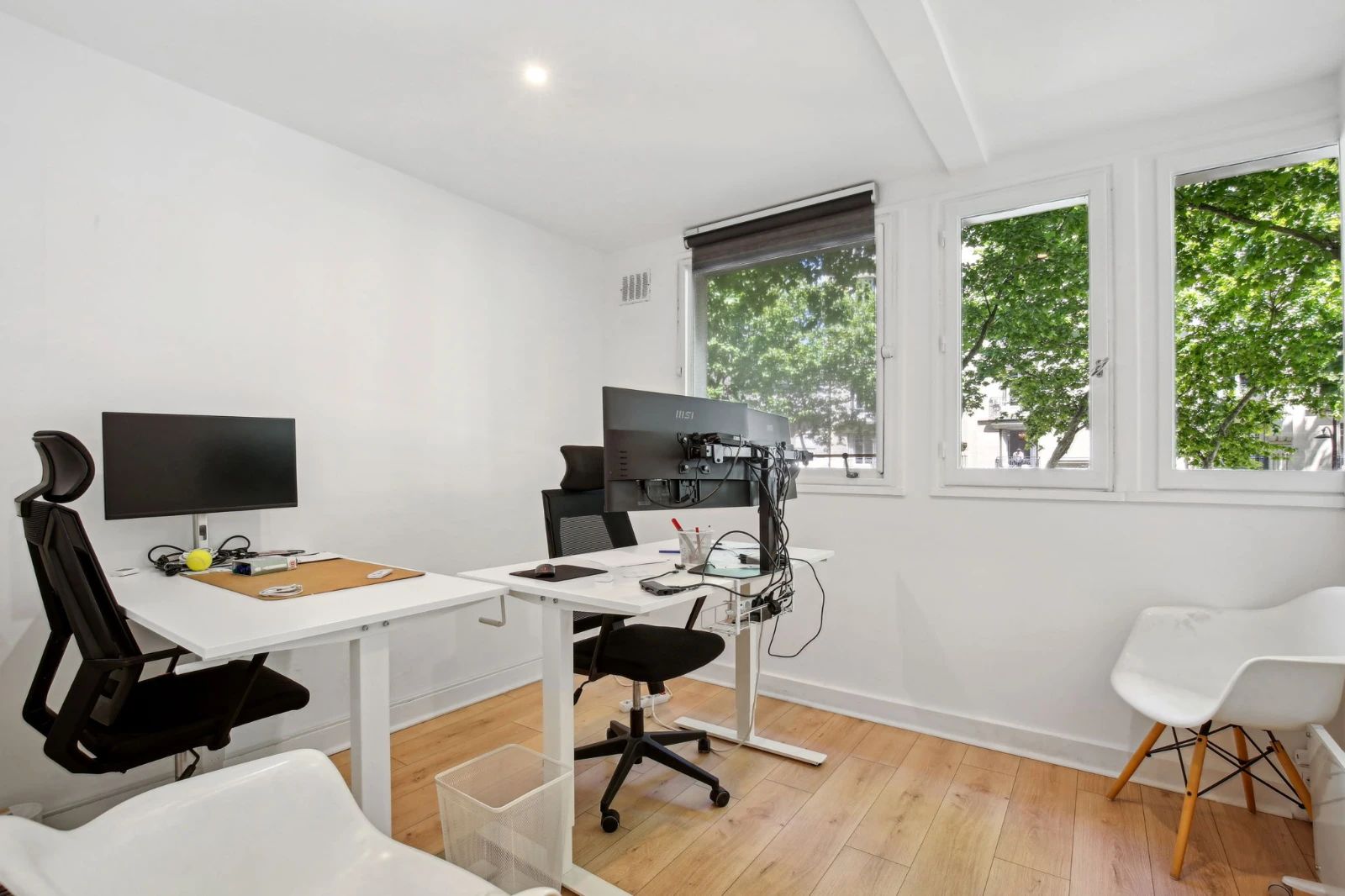 Bureau opéré · 14 postes · avenue Achille Peretti, Neuilly-Sur-Seine — photo 5/11