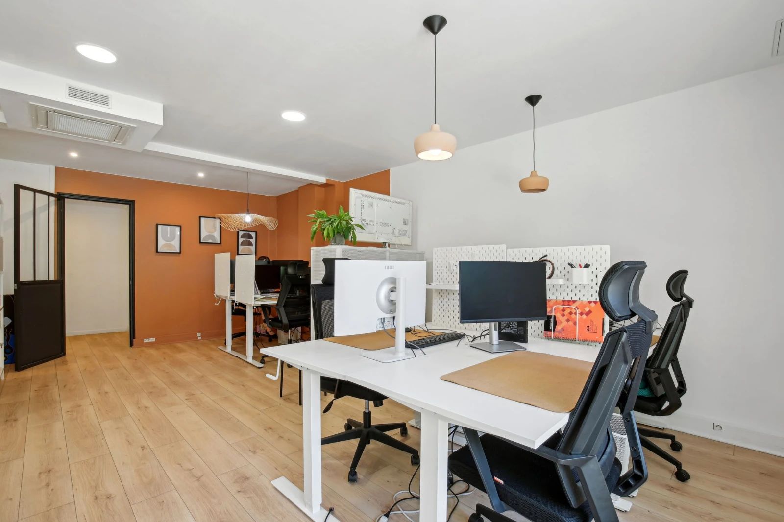 Bureau opéré · 14 postes · avenue Achille Peretti, Neuilly-Sur-Seine — photo 6/11