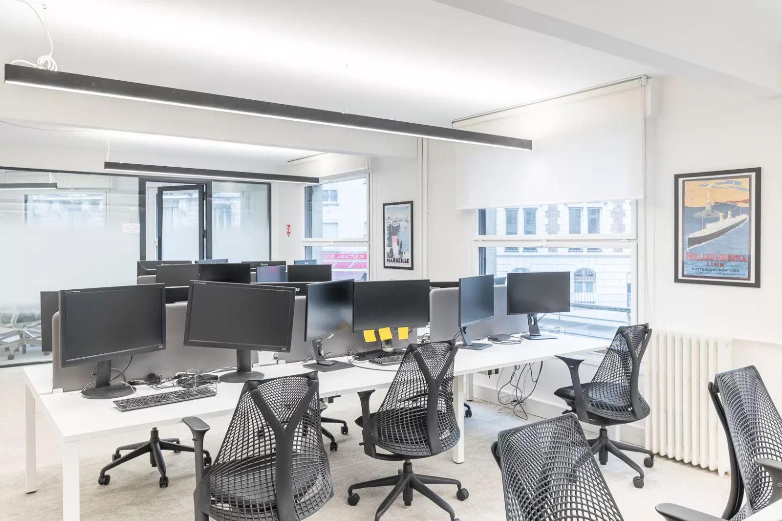 Bureau opéré · 20 à 24 postes · rue Joseph Sansbœuf, Paris 8e — photo 2/14