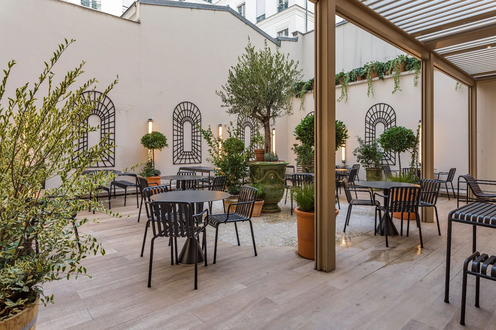 Coworking · 1 à 400 postes · rue Taitbout, Paris 9e — photo 2/27