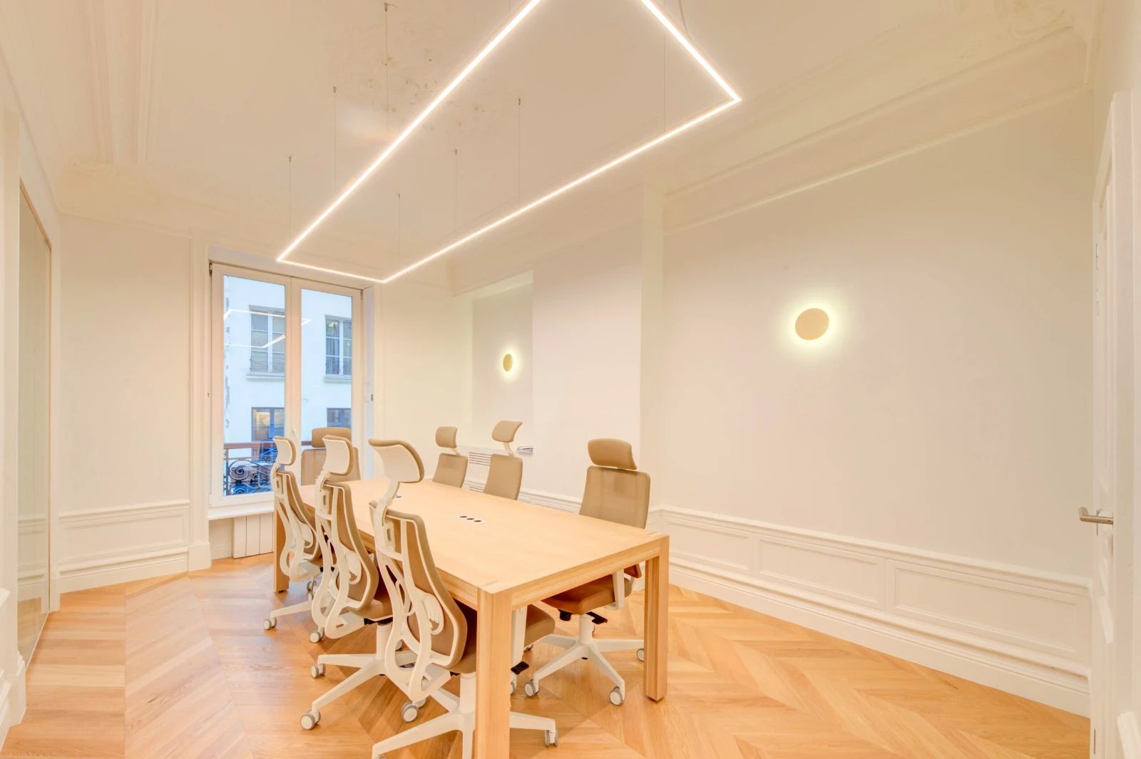 Bureau opéré · 1 à 32 postes · rue du Faubourg Poissonnière, Paris 9e — photo 4/11