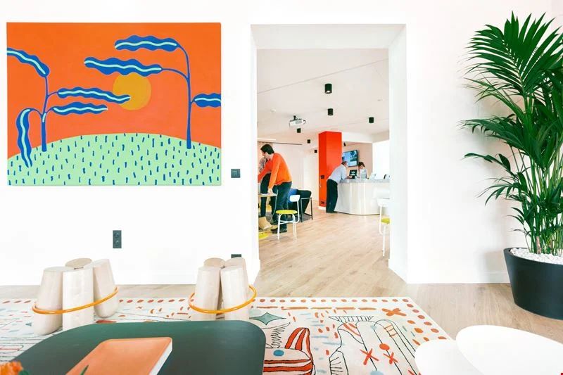 Coworking · 1 à 600 postes · avenue des Champs-Élysées, Paris 8e — photo 12/13