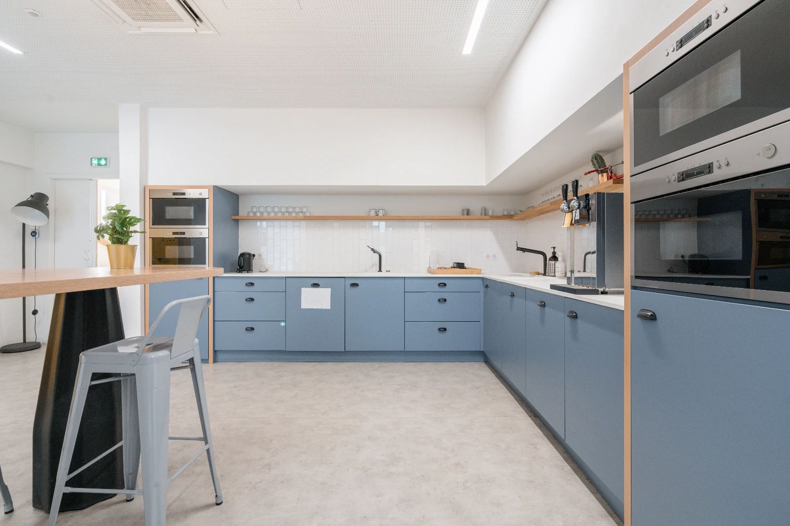 Bureau opéré · 35 à 42 postes · rue de Calais, Paris 9e — photo 4/11