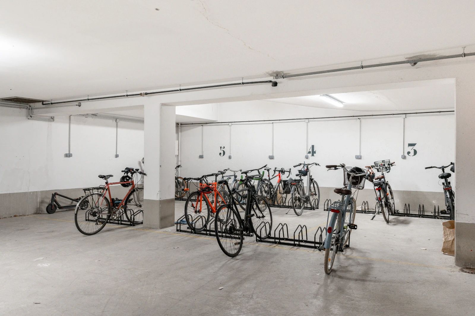 Bureau opéré · 35 à 42 postes · rue de Calais, Paris 9e — photo 11/11