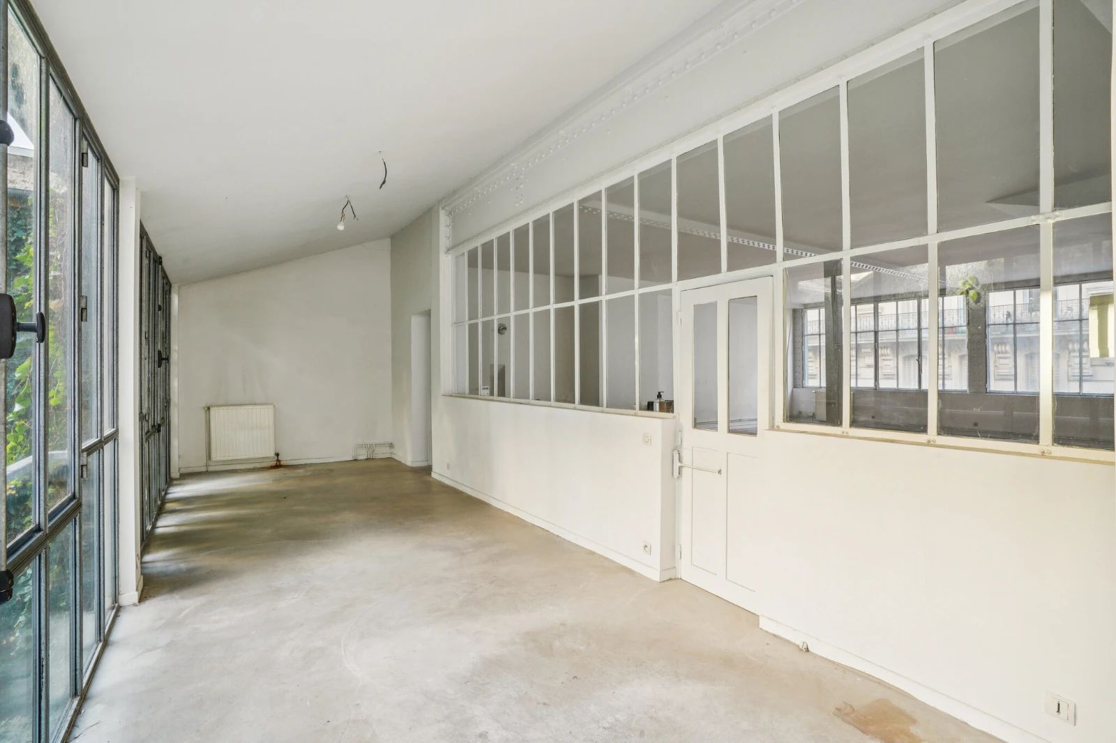 Bureau opéré · 20 à 24 postes · rue Jacques Louvel-Tessier, Paris 10e — photo 4/9