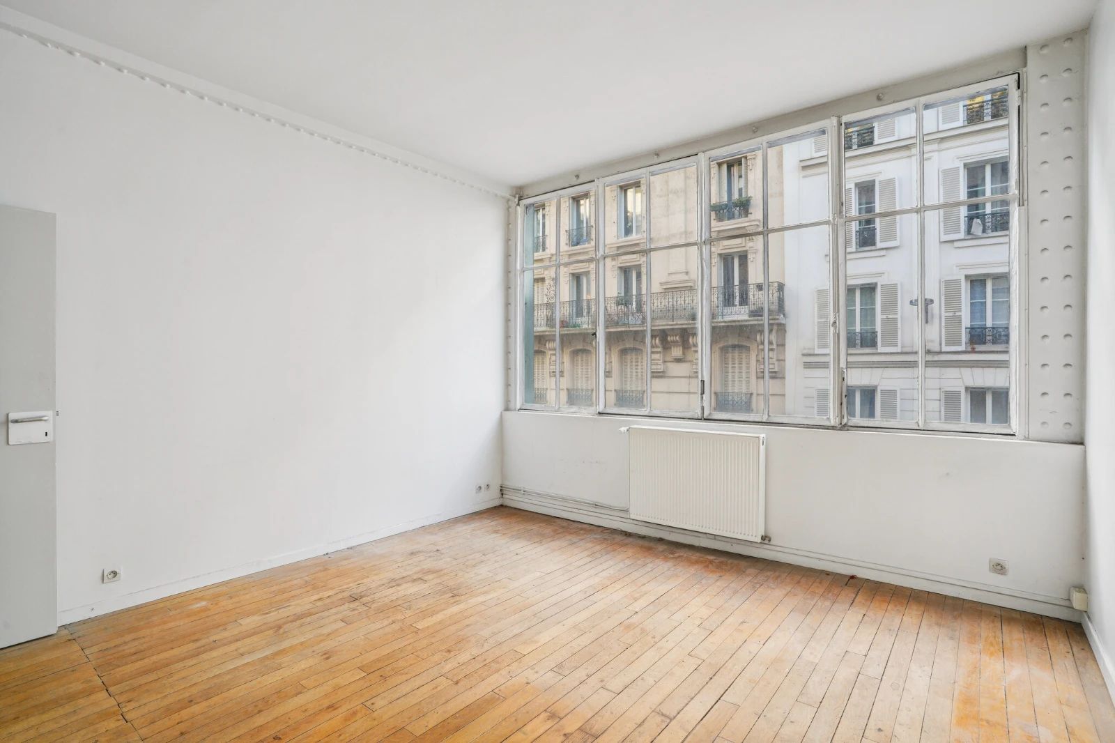 Bureau opéré · 20 à 24 postes · rue Jacques Louvel-Tessier, Paris 10e — photo 7/9