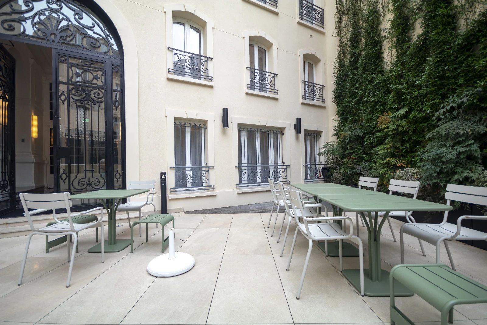 Bureau opéré · 26 à 52 postes · avenue d'Iéna, Paris 16e — photo 4/15