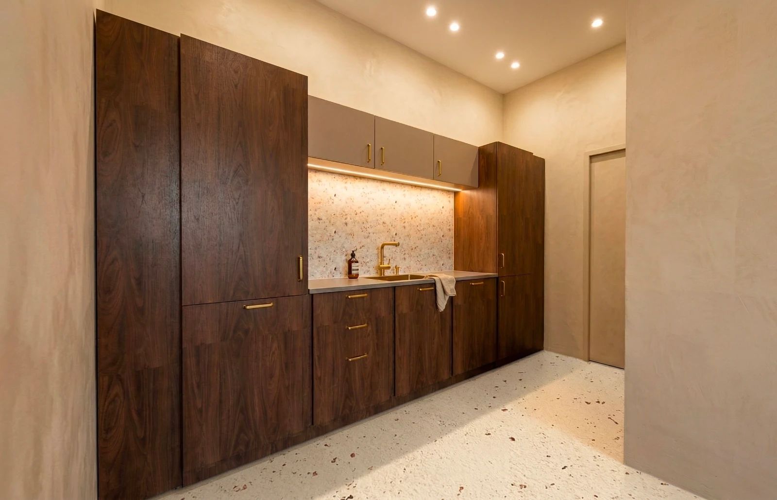 Bureau opéré · 18 à 22 postes · rue Auber, Paris 9e — photo 4/4