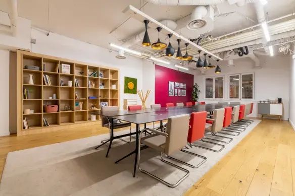 Coworking · 1 à 140 postes · rue Saint-Fiacre, Paris 2e — photo 5/9