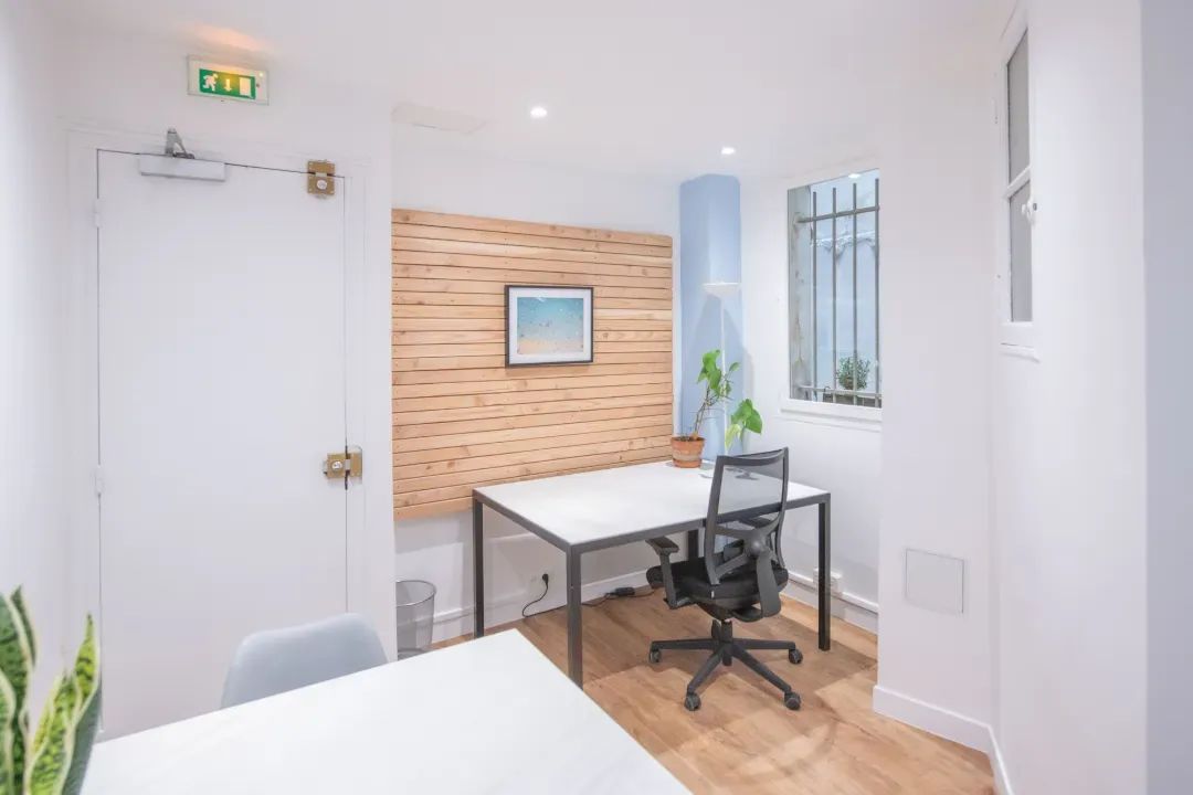 Coworking · 10 à 15 postes · rue Greneta, Paris 2e — photo 3/9