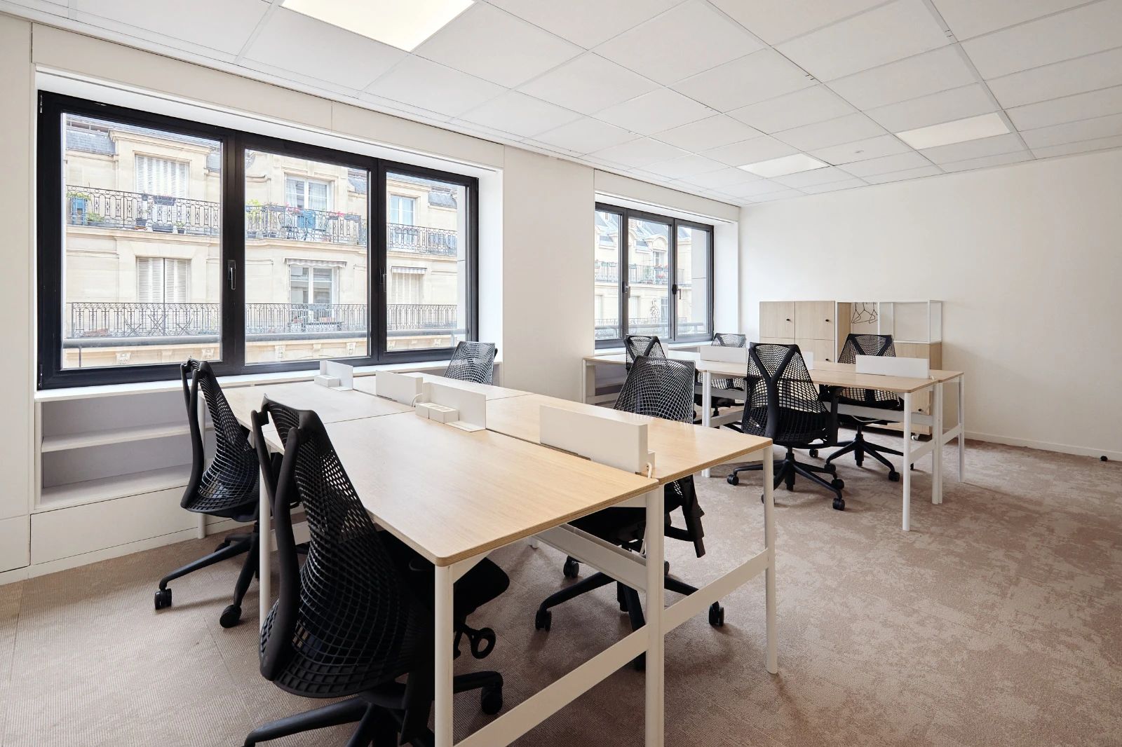 Coworking · 300 postes · rue de Laborde, Paris 8e — photo 2/8