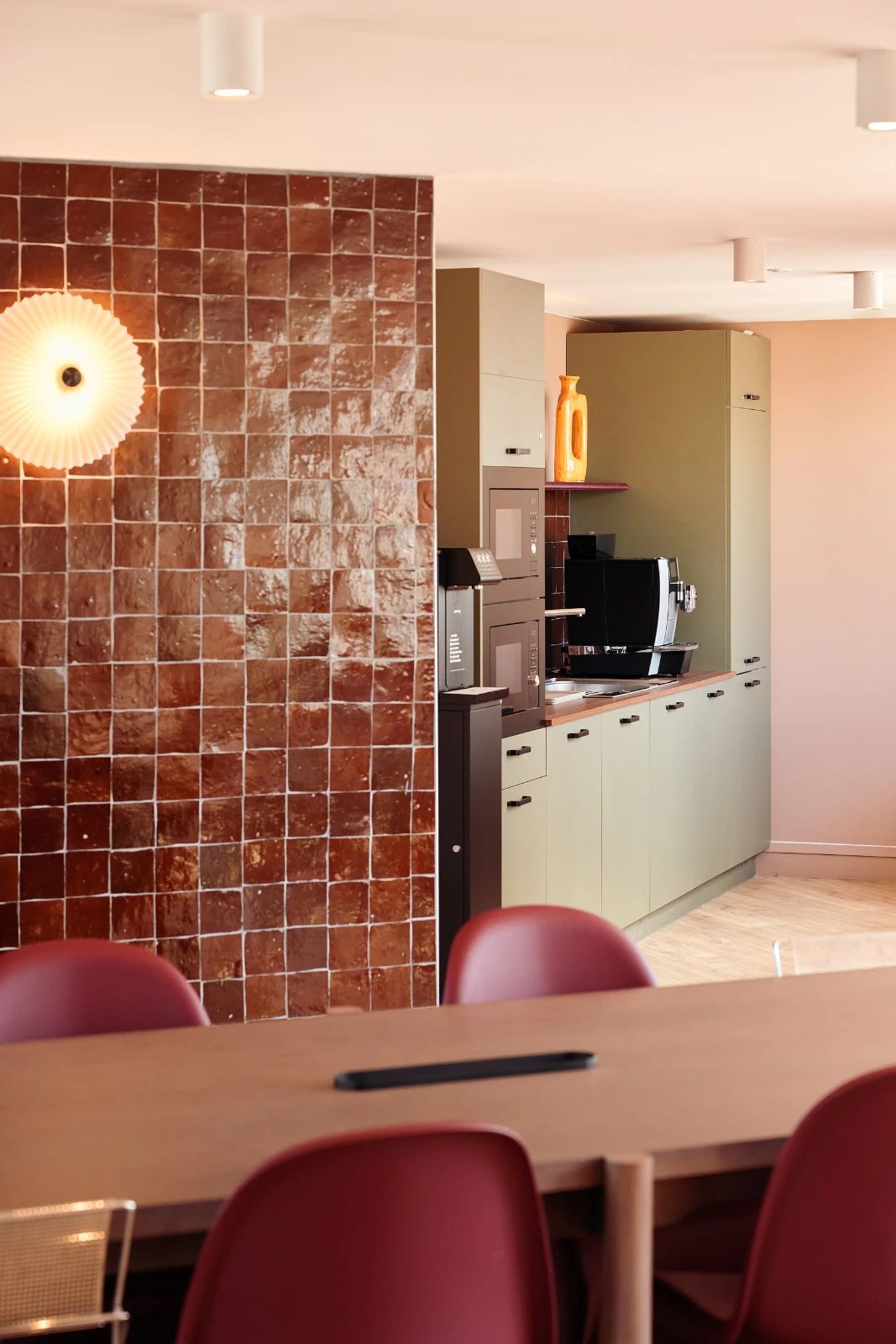Coworking · 300 postes · rue de Laborde, Paris 8e — photo 5/8
