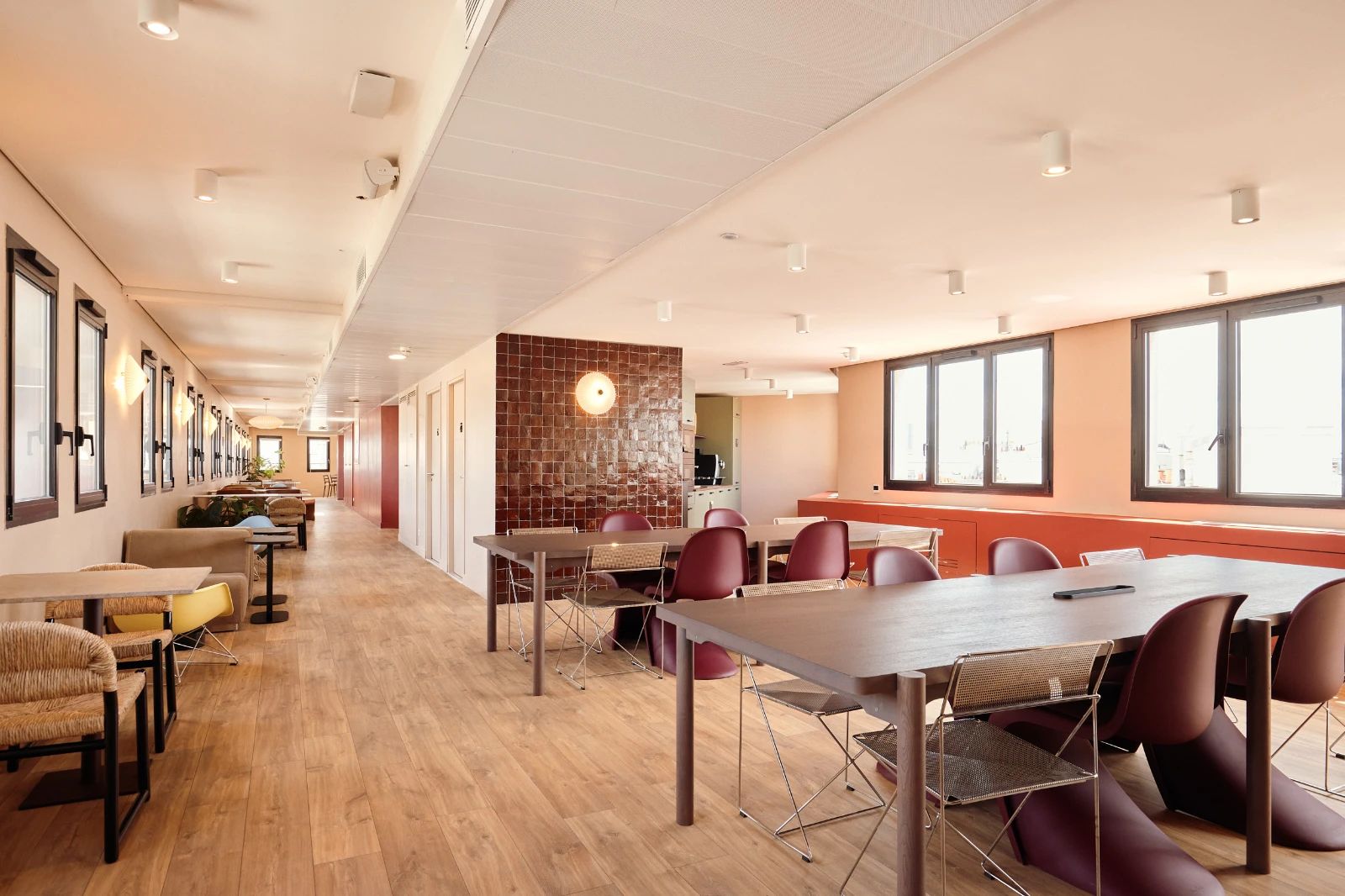 Coworking · 300 postes · rue de Laborde, Paris 8e — photo 7/8