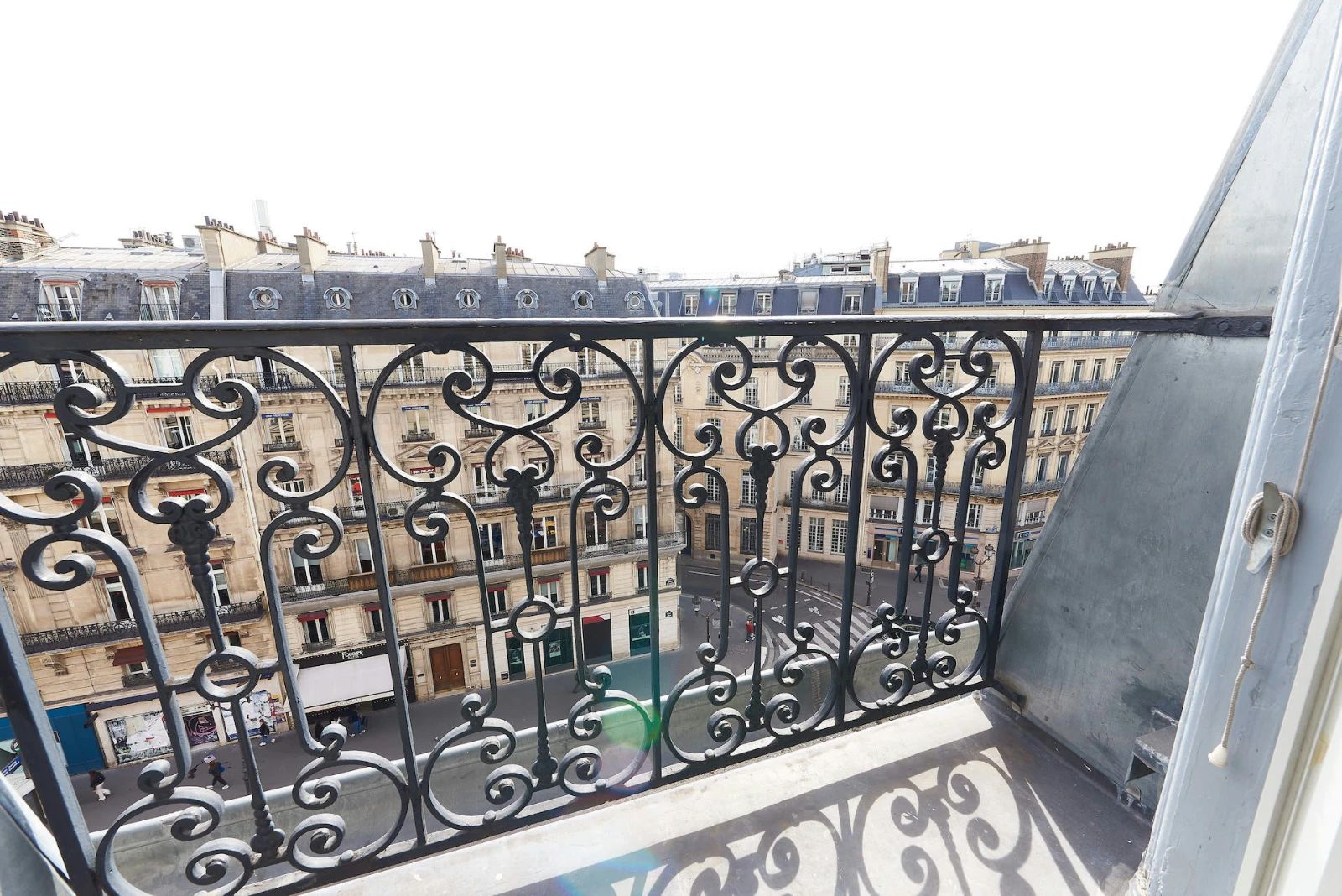 Bureau opéré · 28 à 34 postes · avenue de l'Opéra, Paris 2e — photo 12/13