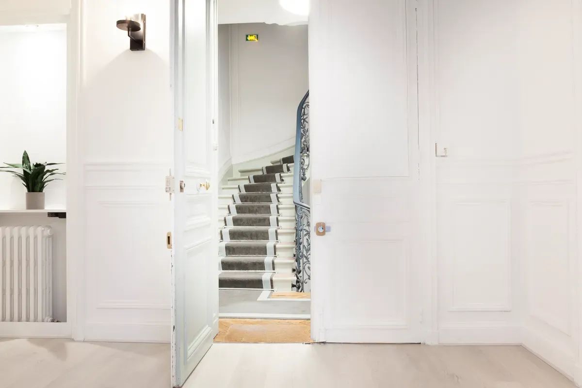 Bureau opéré · 20 à 24 postes · rue Bleue, Paris 9e — photo 10/11