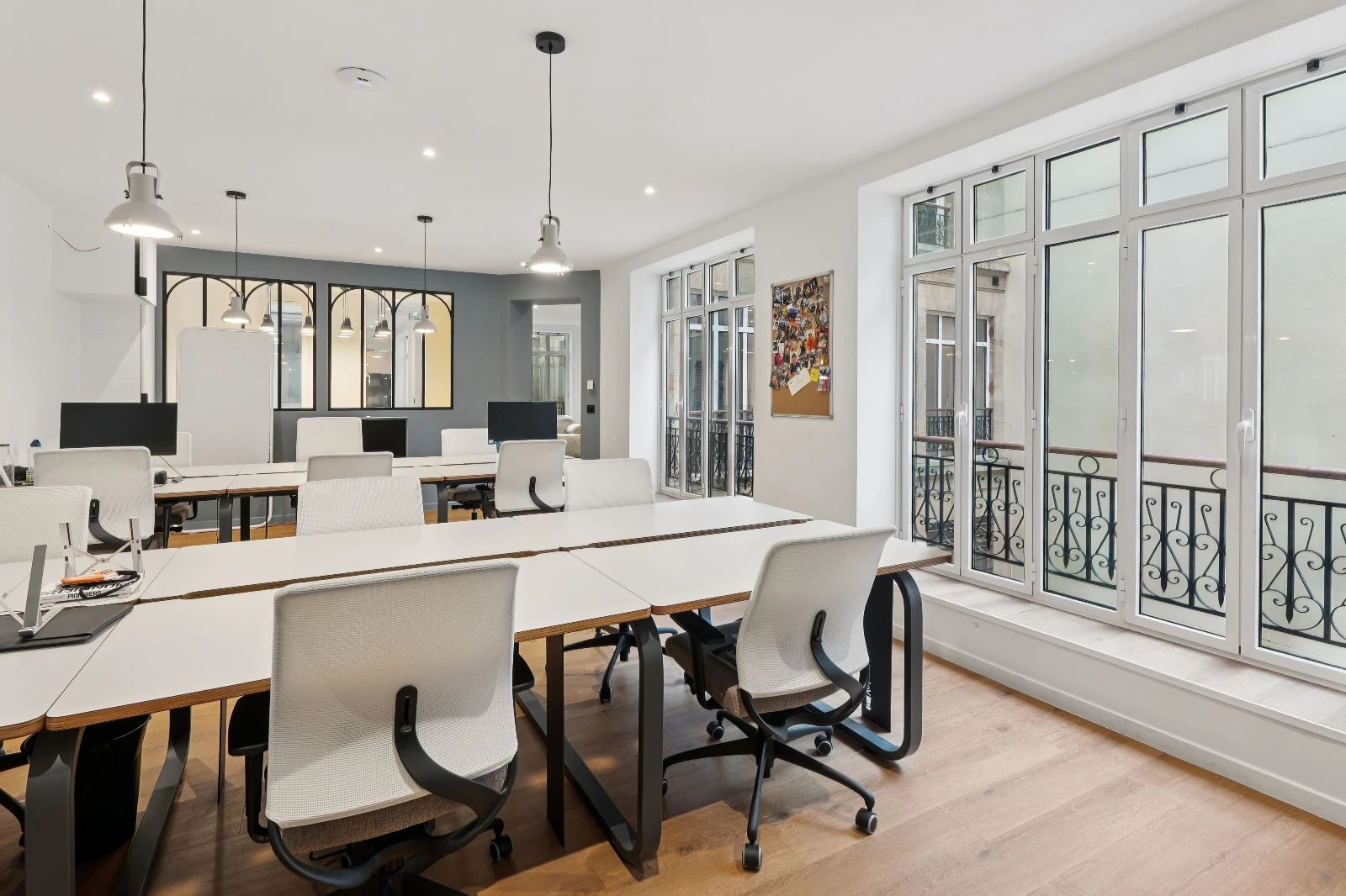 24 rue du Faubourg Poissonnière, bureau flexible à 75010 Paris — photo 1/6