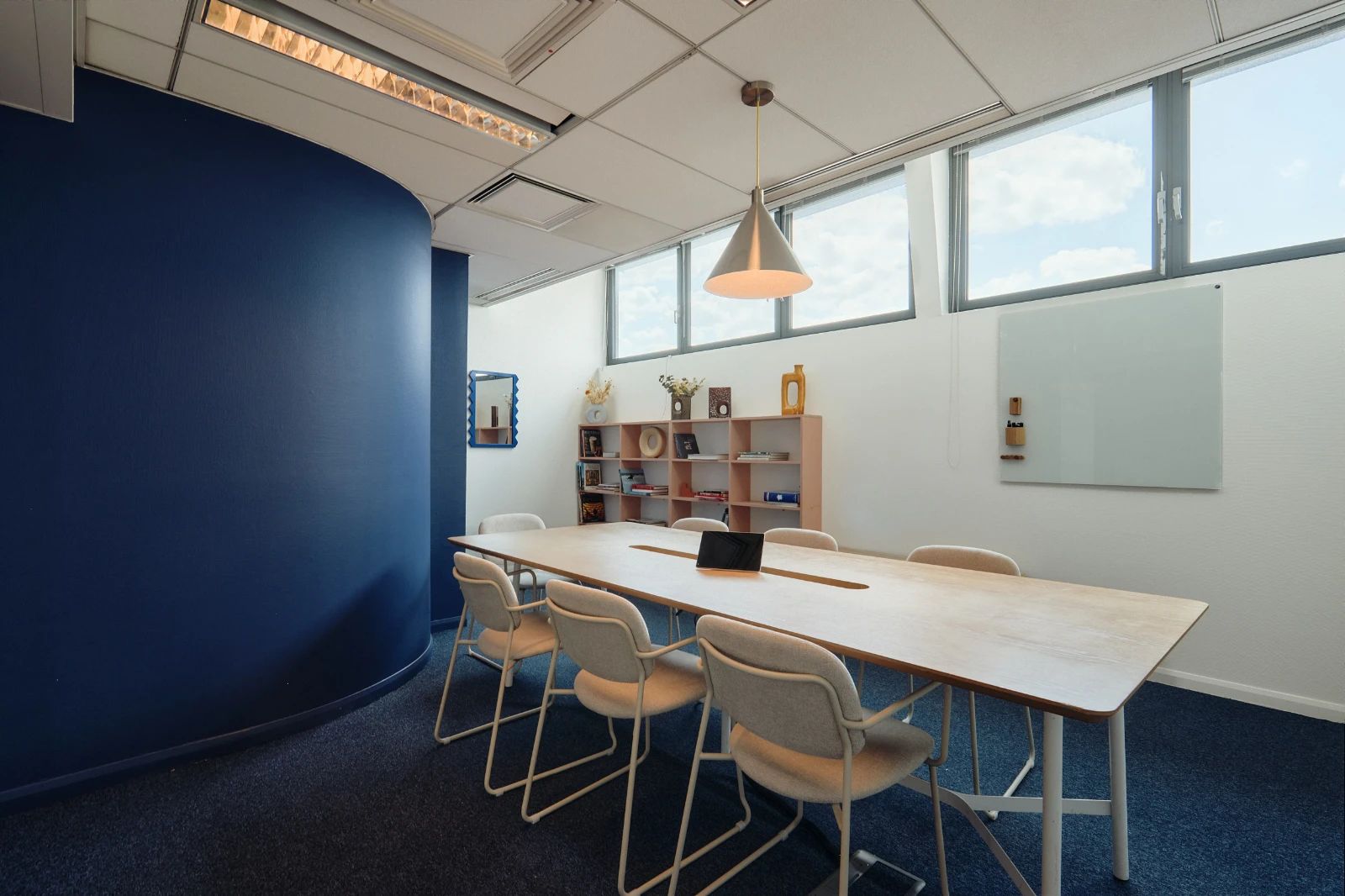 Coworking · 1344 postes · rue de Sofia, Paris 18e — photo 4/11