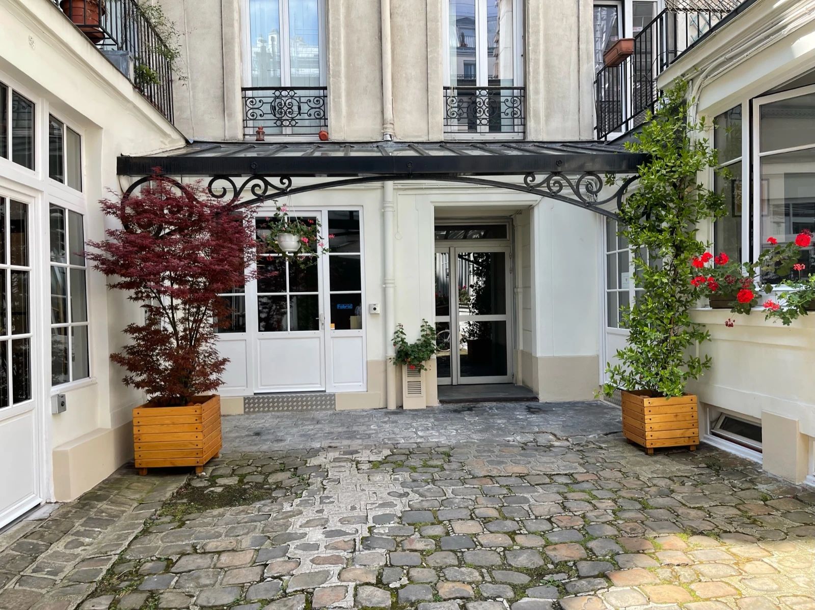 21 rue de Rocroy, bureau flexible à 75010 Paris — photo 1/6