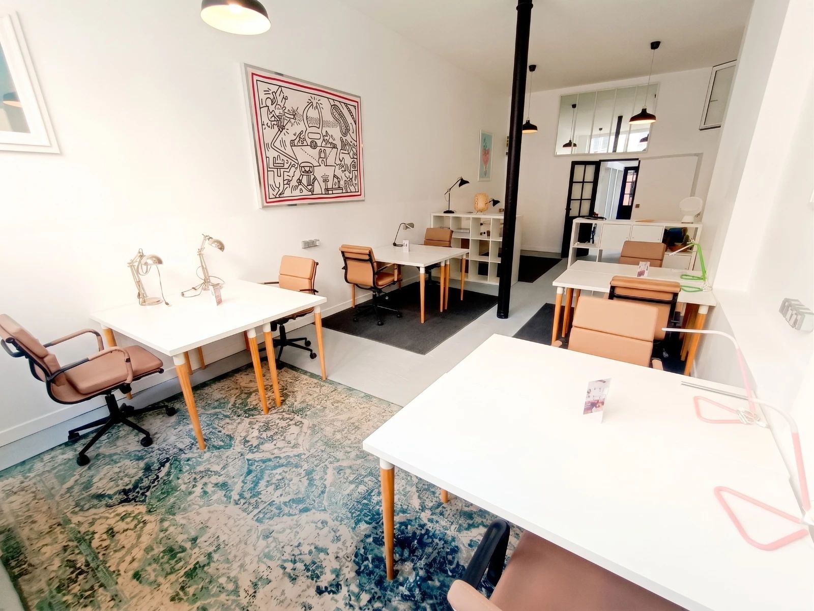 Bureau opéré · 14 à 17 postes · rue de Rocroy, Paris 10e — photo 2/9
