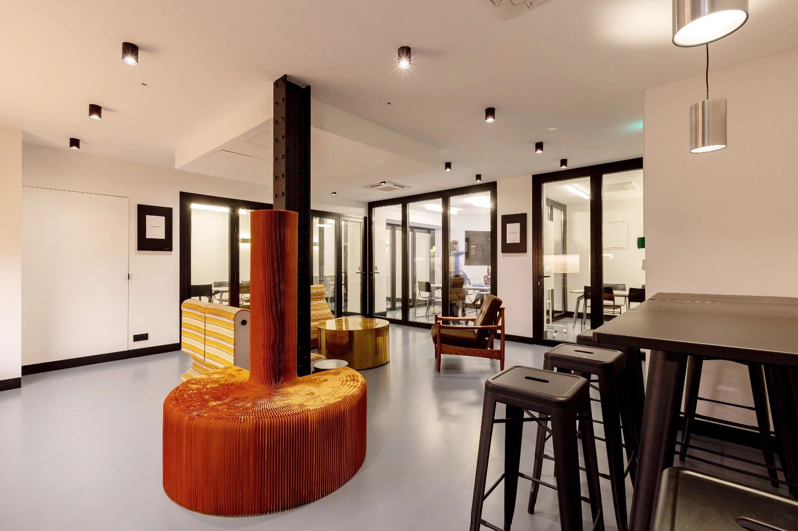 Coworking · 130 postes · rue la Vacquerie, Paris 11e — photo 4/9