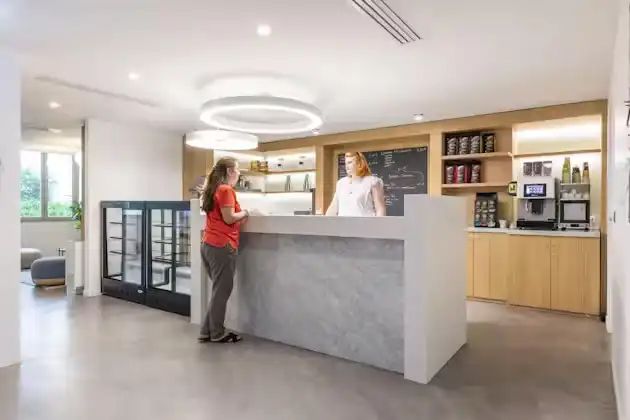 Coworking · 1 à 500 postes · rue de Londres, Paris 8e — photo 6/9