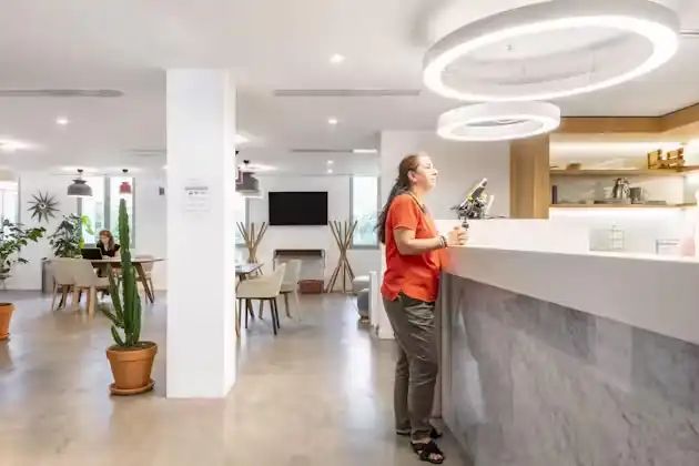 Coworking · 1 à 500 postes · rue de Londres, Paris 8e — photo 9/9