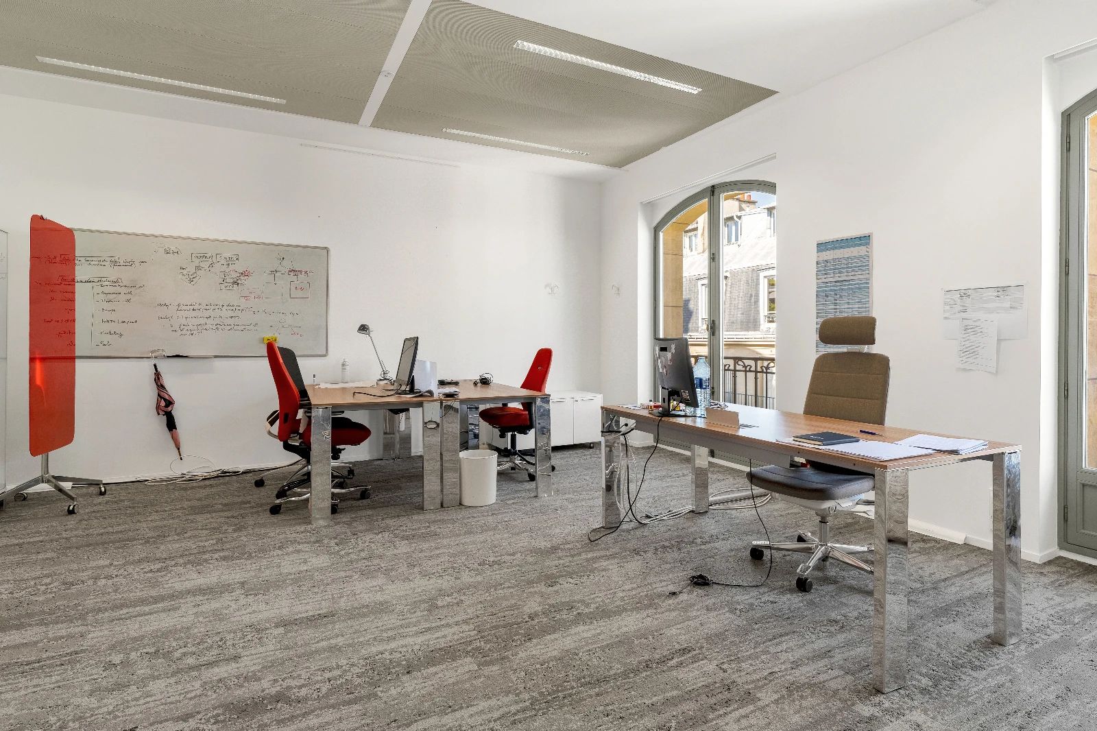 Coworking · 60 à 240 postes · rue de Presbourg, Paris 16e — photo 13/25