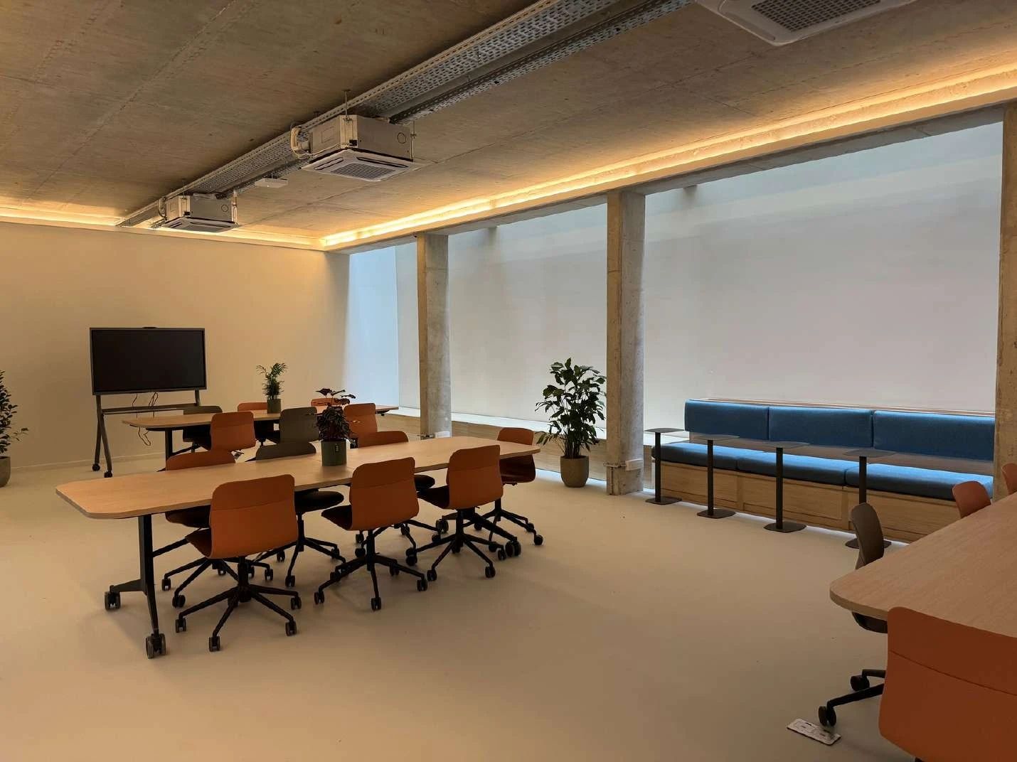 Coworking · 100 postes · avenue de la République, Montrouge — photo 6/17