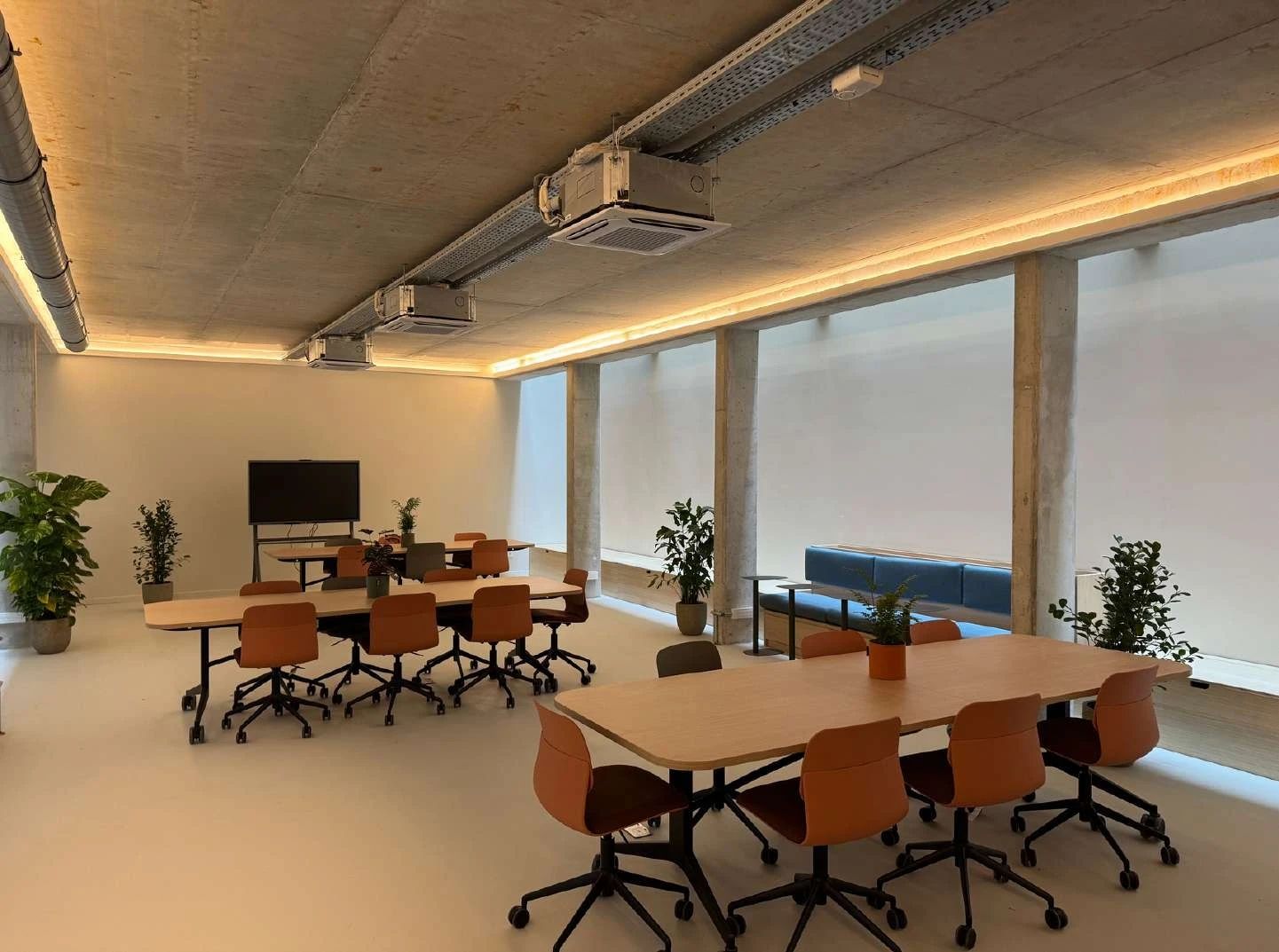 Coworking · 100 postes · avenue de la République, Montrouge — photo 7/17