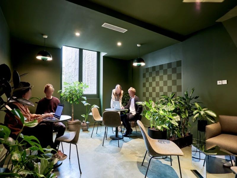 Coworking · 1 à 230 postes · rue de Penthièvre, Paris 8e — photo 8/8