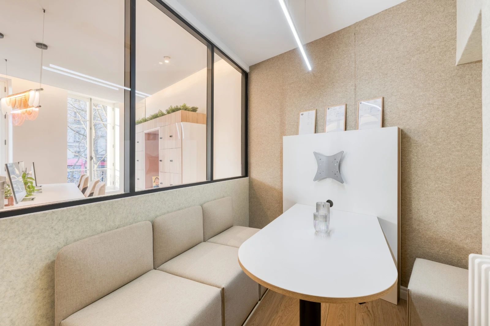 Bureau opéré · 1 à 28 postes · rue René Boulanger, Paris 10e — photo 6/7
