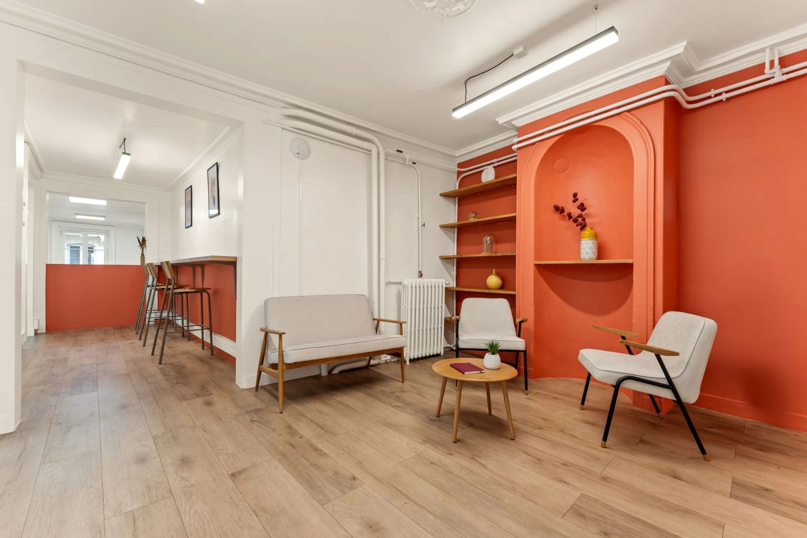 Bureau opéré · 20 à 25 postes · rue du Faubourg Poissonnière, Paris 10e — photo 3/11