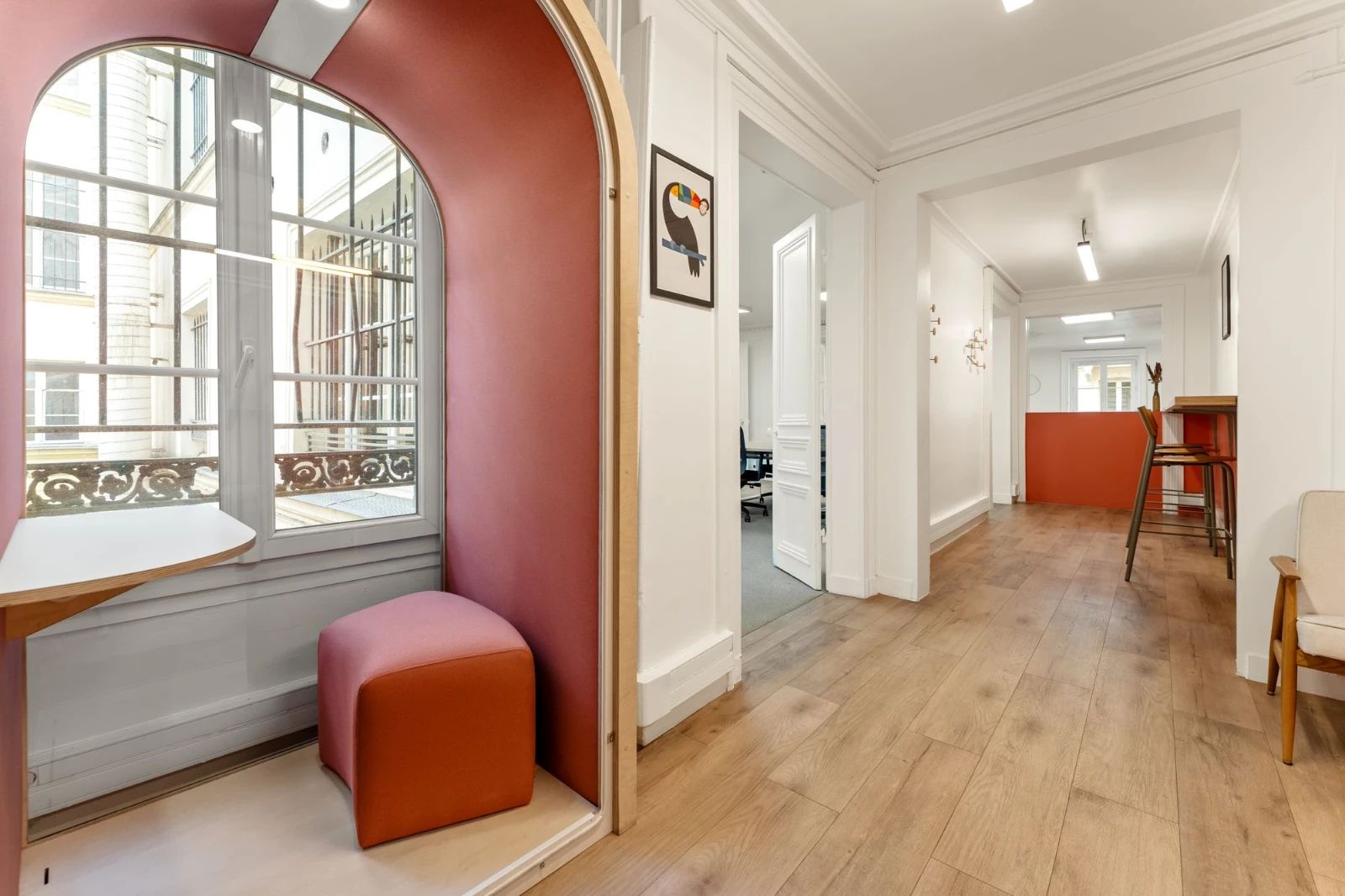 Bureau opéré · 20 à 25 postes · rue du Faubourg Poissonnière, Paris 10e — photo 4/11