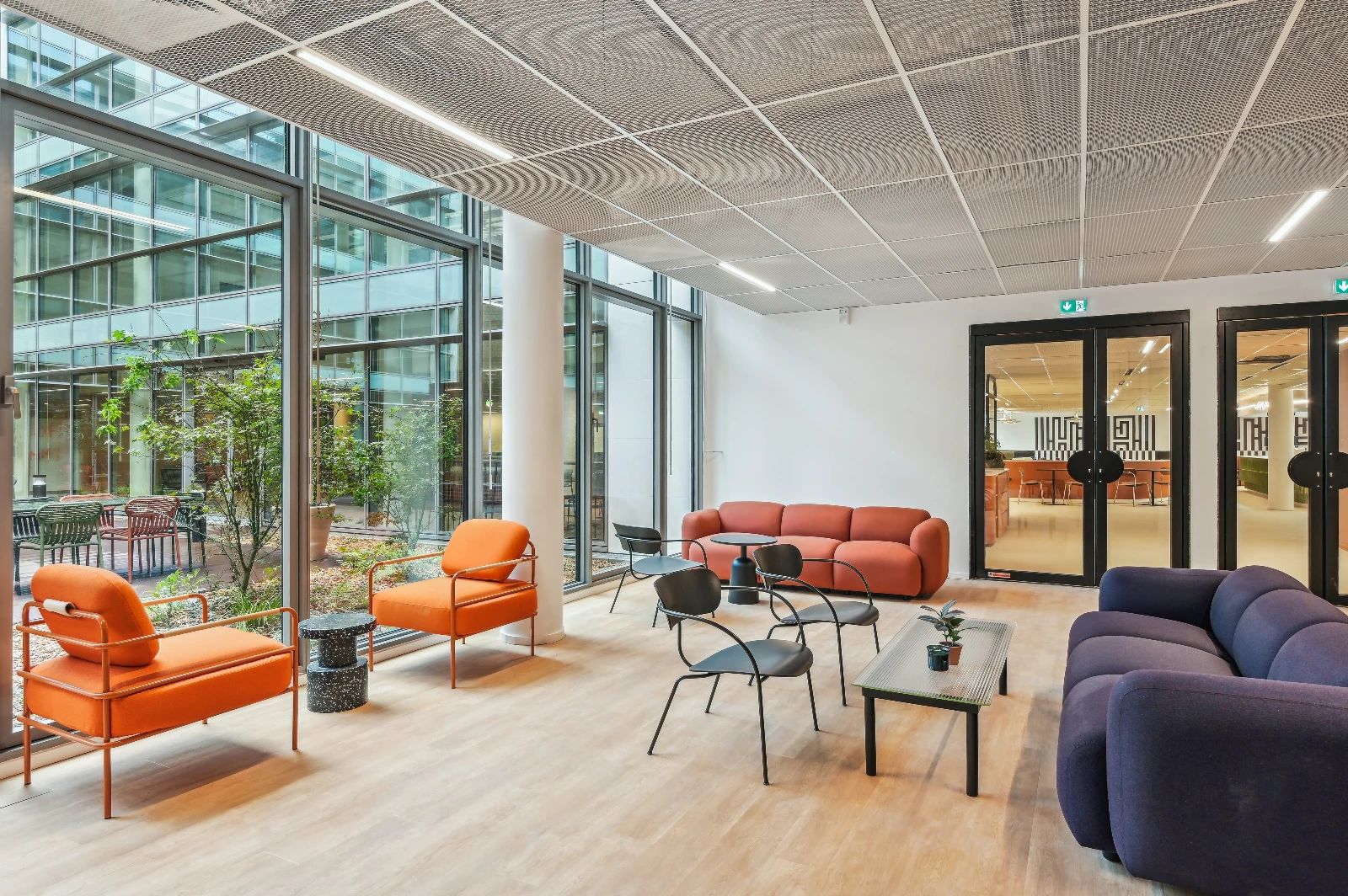 Coworking · 1 à 145 postes · rue Villeneuve, Clichy — photo 2/16