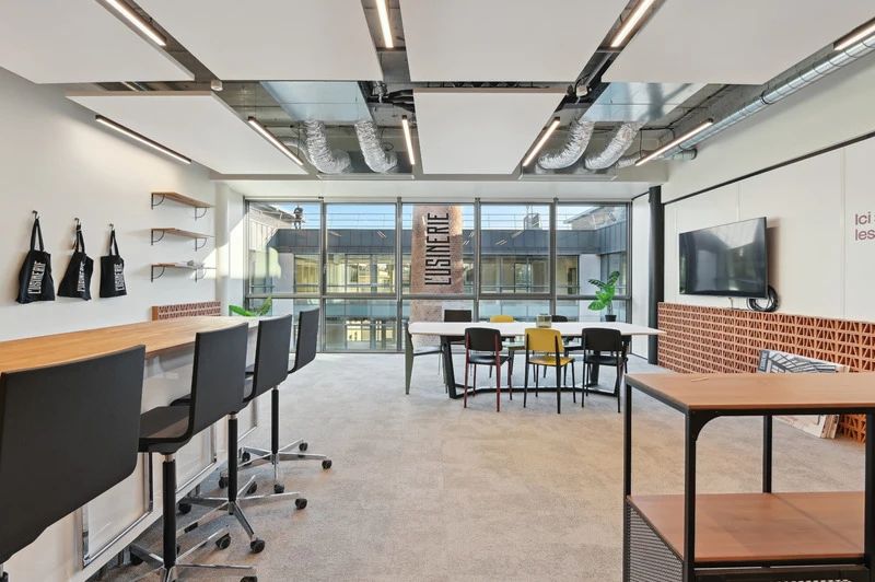 Coworking · 1 à 145 postes · rue Villeneuve, Clichy — photo 8/16