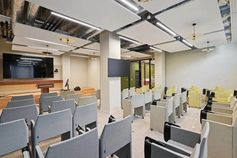 Coworking · 1 à 145 postes · rue Villeneuve, Clichy — photo 13/16
