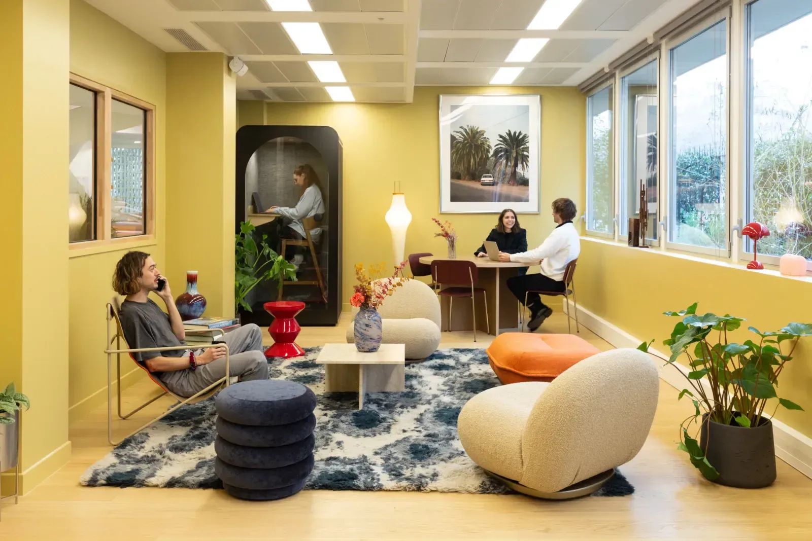 Coworking · 1 à 270 postes · rue Alfred Roll, Paris 17e — photo 2/6