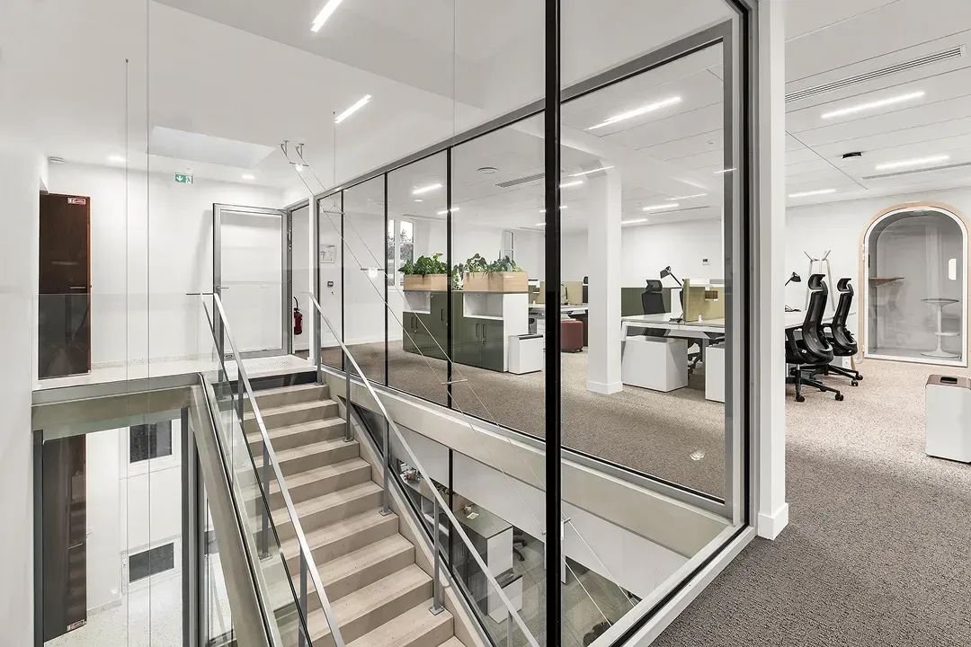 Bureau opéré · 10 à 14 postes · avenue de Villiers, Paris 17e — photo 2/8