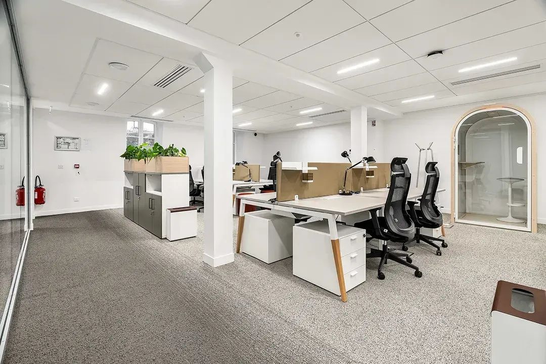 Bureau opéré · 10 à 14 postes · avenue de Villiers, Paris 17e — photo 5/8