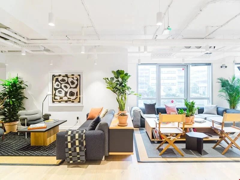 Coworking · 1 à 2000 postes · rue des Pirogues de Bercy, Paris 12e — photo 3/6