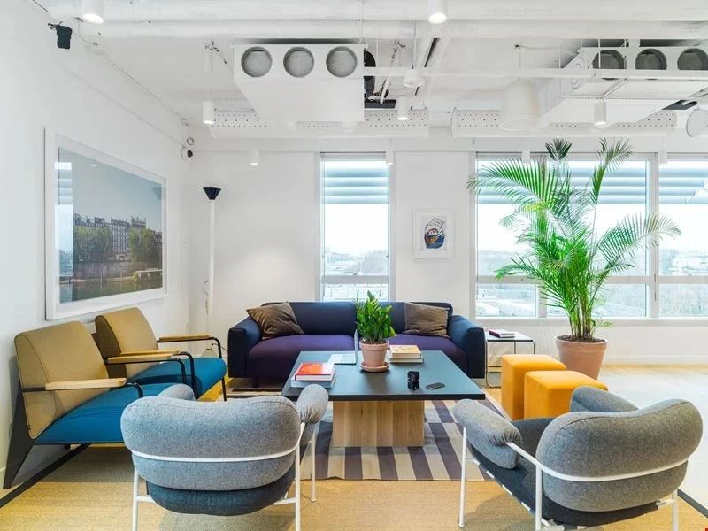 Coworking · 1 à 2000 postes · rue des Pirogues de Bercy, Paris 12e — photo 4/6