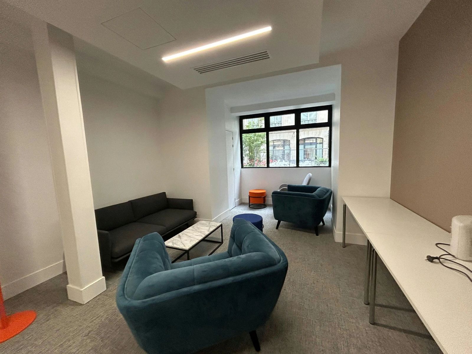 Bureau opéré · 20 à 24 postes · rue Chauchat, Paris 9e — photo 11/13