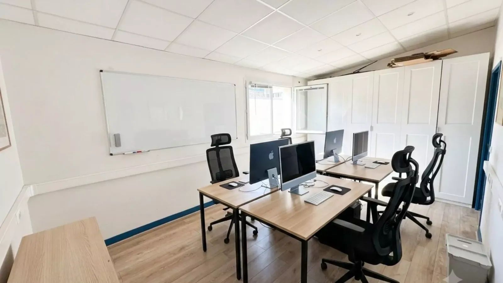 Coworking · 9 postes · rue de Domrémy, Paris 13e — photo 4/5