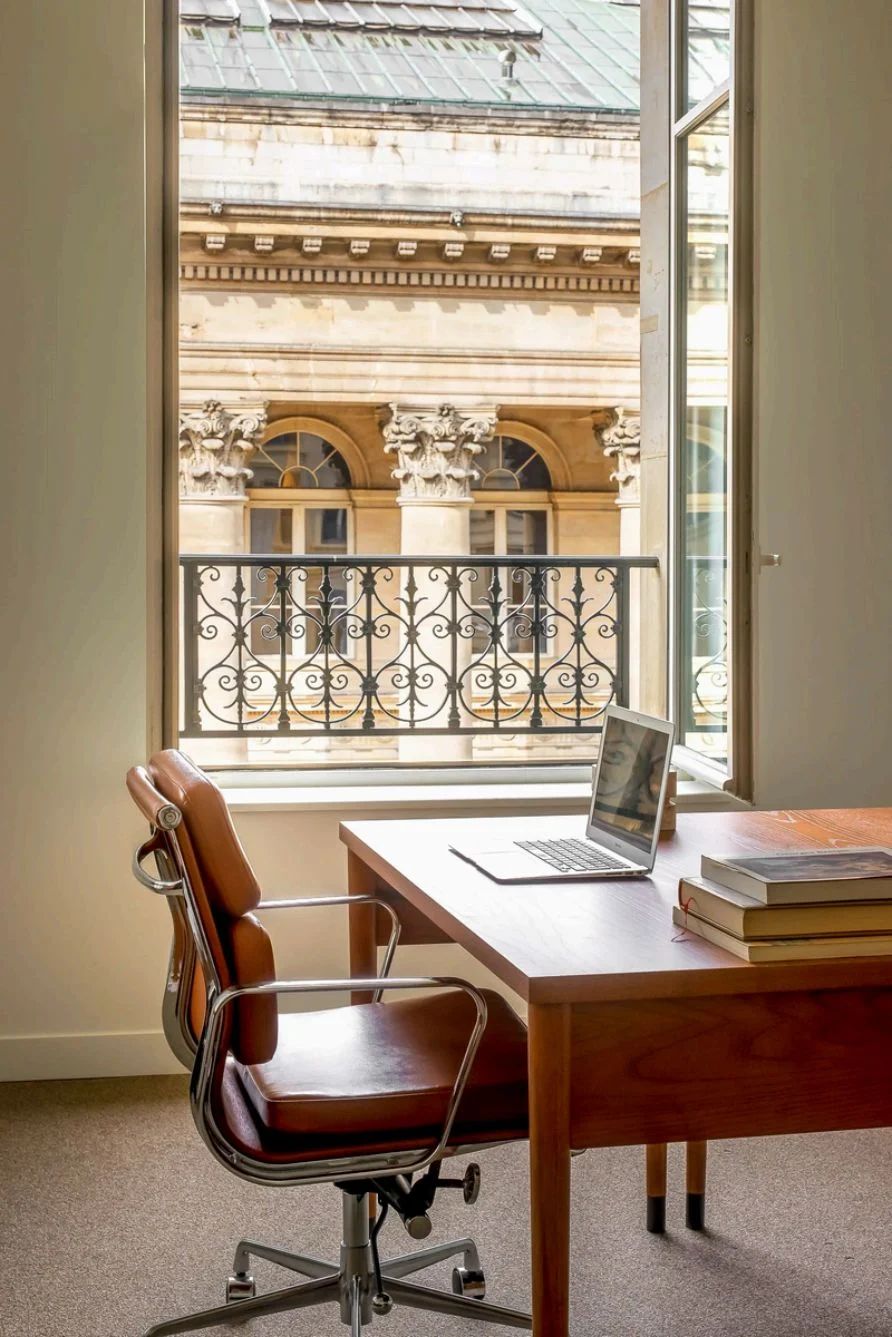 Coworking · 332 postes · rue Notre-Dame-des-Victoires, Paris 2e — photo 7/8