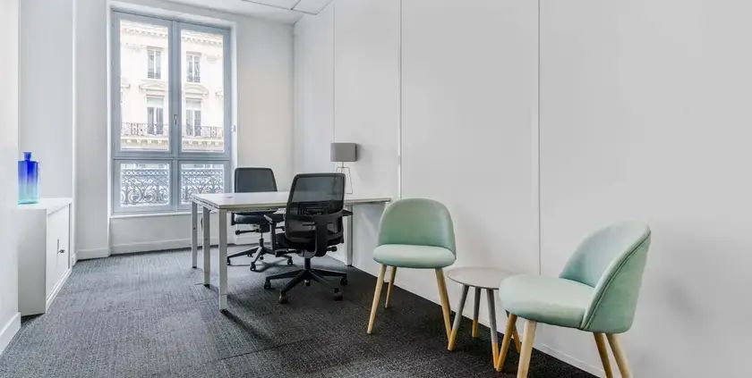 Coworking · 1 à 400 postes · avenue de l'Opéra, Paris 1er — photo 3/8