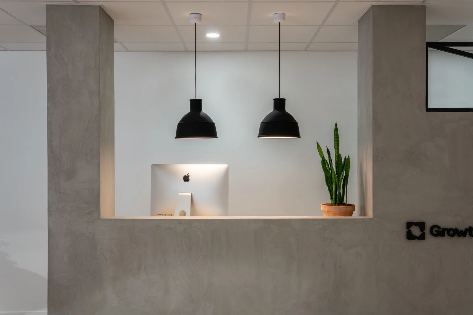Bureau opéré · 19 à 45 postes · rue de Liège, Paris 9e — photo 6/6