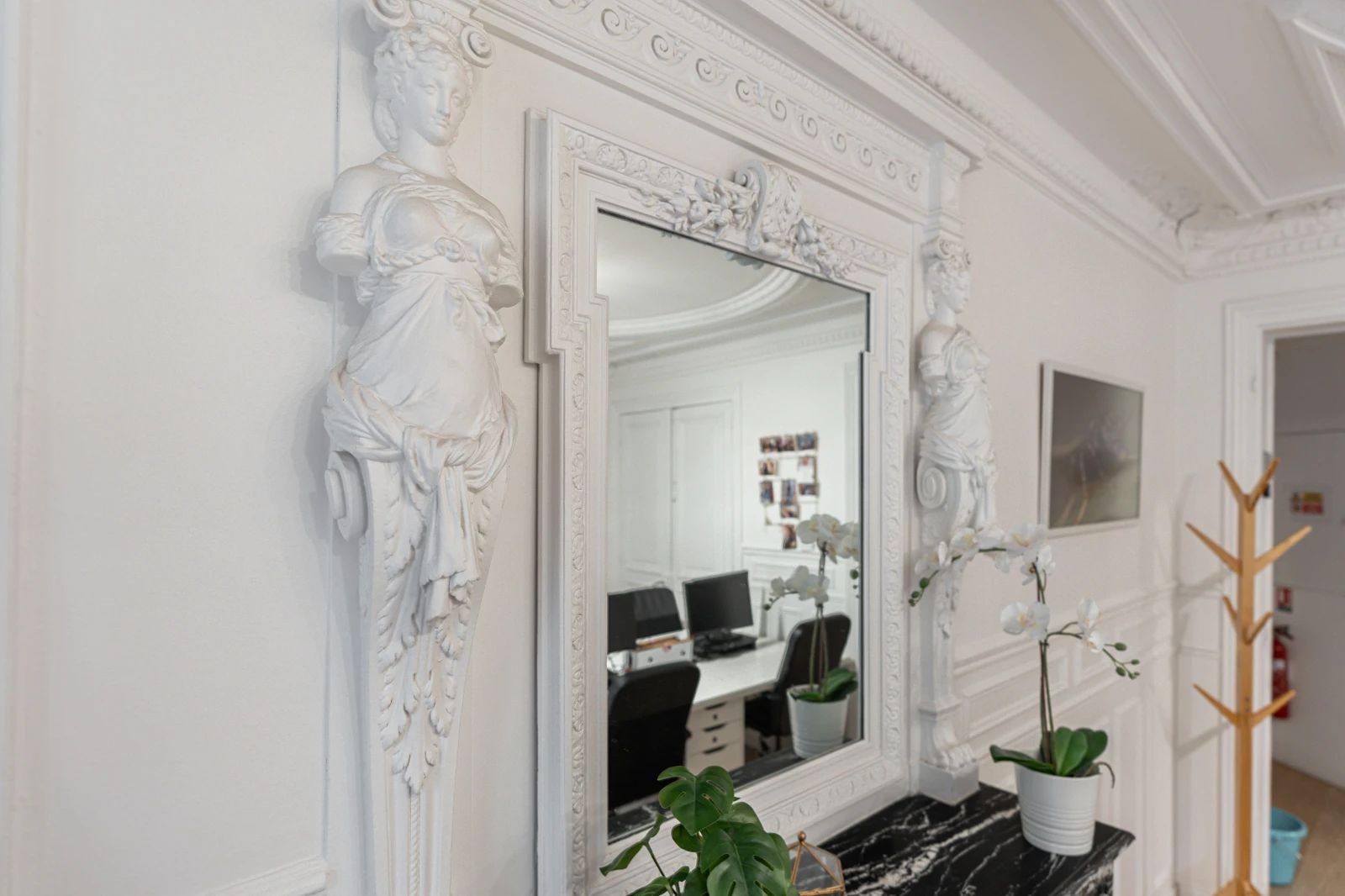 Bureau opéré · 1 à 24 postes · rue de Maubeuge, Paris 10e — photo 13/25