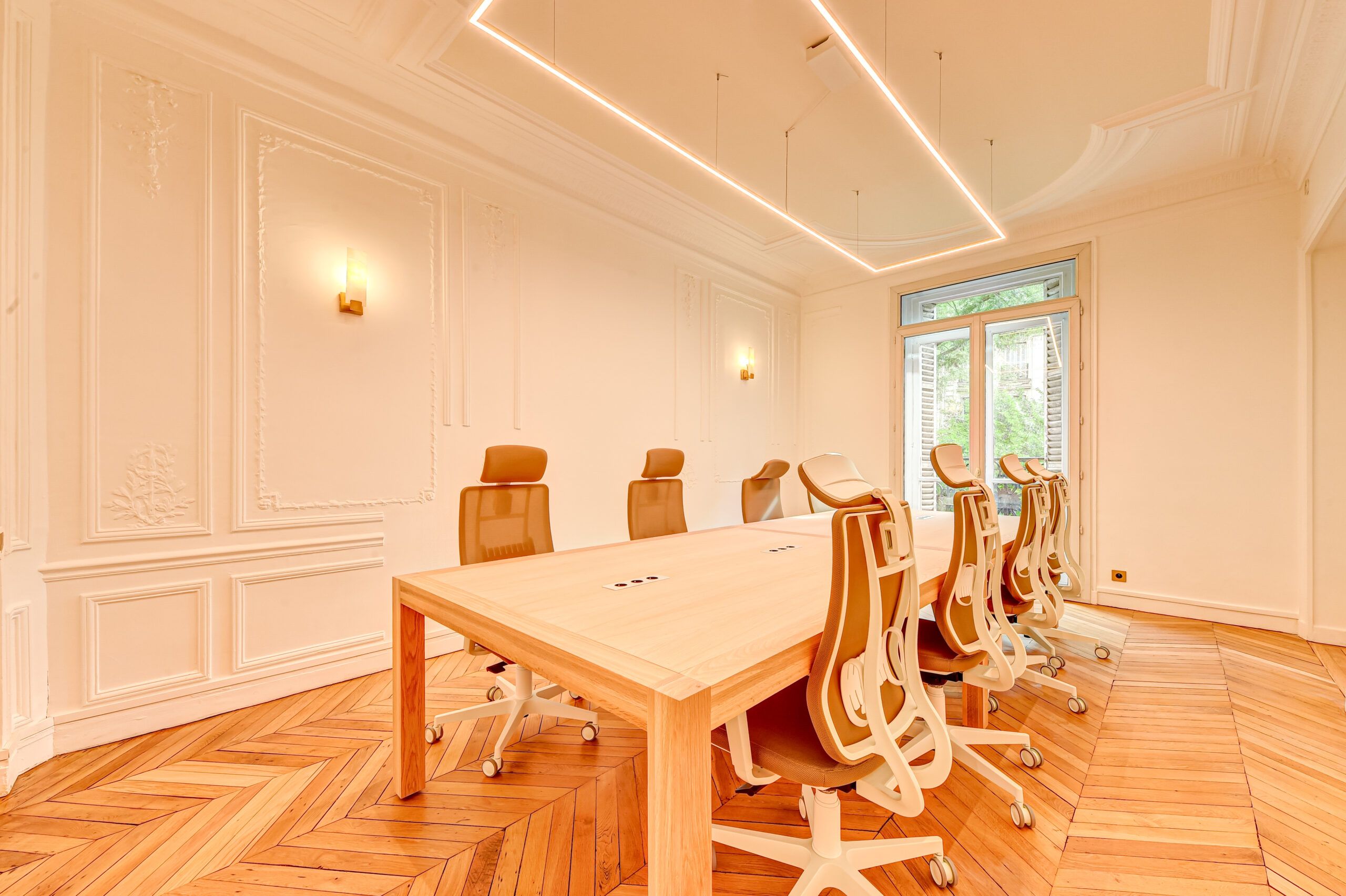 Bureau opéré · 1 à 36 postes · boulevard de Magenta, Paris 10e — photo 7/8