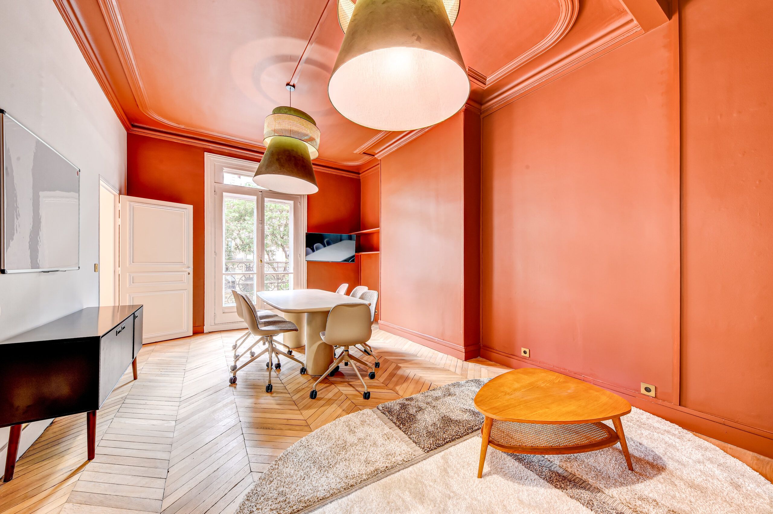 Bureau opéré · 1 à 36 postes · boulevard de Magenta, Paris 10e — photo 4/8